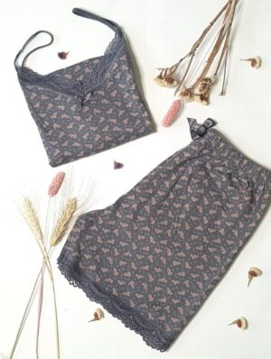 Pyjama Clara: Deux pièces en coton motif fleurs