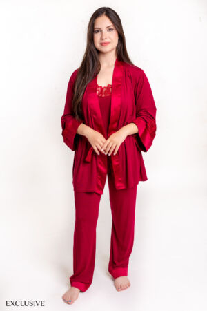 Ensemble Jasmine Rouge Bordeaux: Pyjama Chic avec Dentelle et Satin