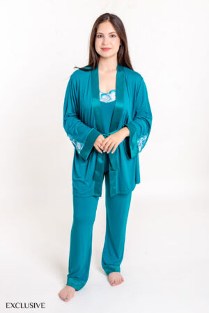 Ensemble Pyjama Jasmine Vert: Déshabillé, Débardeur Dentelle & Pantalon Satiné